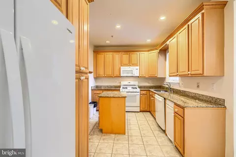 Kitchen - 175 Tilden Way #175, Edgewater, MD 21037 photo 5 of 5