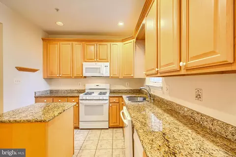 Kitchen - 175 Tilden Way #175, Edgewater, MD 21037 photo 3 of 5