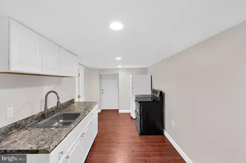 Entry Way - 7719 Suitt Dr, Pasadena, MD 21122 photo 3 of 3