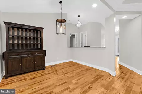 Entry Way - 7719 Suitt Dr, Pasadena, MD 21122 photo 2 of 3