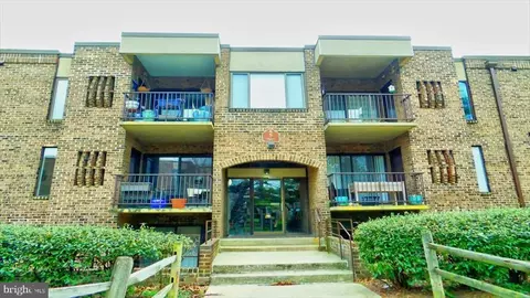 5 Silverwood Cir #1, Annapolis, MD 21403