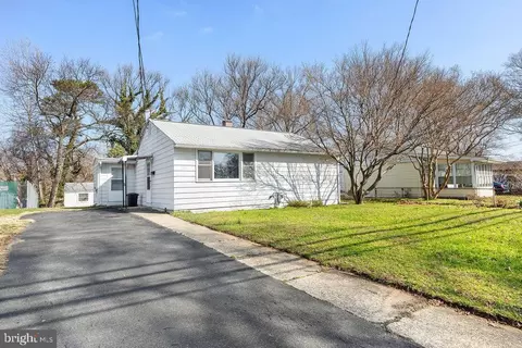 510 New Jersey Ave NE, Glen Burnie, MD 21060