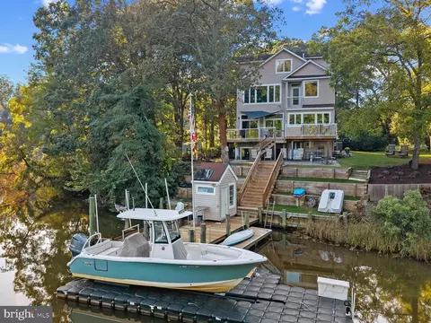 301 Kingsberry Dr, Annapolis, MD 21409