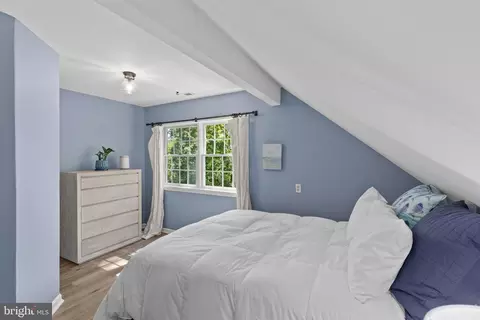 Bedroom - 327 Riverview Trl, Annapolis, MD 21401 photo 4 of 5