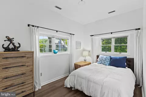 Bedroom - 327 Riverview Trl, Annapolis, MD 21401 photo 5 of 5