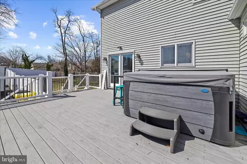 Exterior - 1217 Valley Rd, Pasadena, MD 21122 photo 2 of 14
