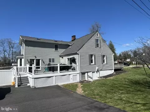 Exterior - 1217 Valley Rd, Pasadena, MD 21122 photo 13 of 14