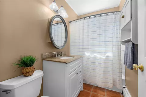 Bath - 1217 Valley Rd, Pasadena, MD 21122 photo 1 of 3