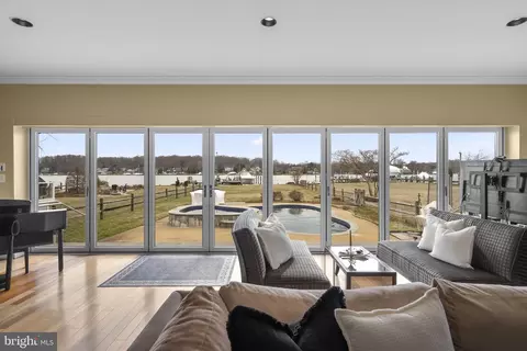 Other - 22 E Lake Dr, Annapolis, MD 21403 photo 3 of 22