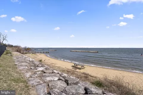View/Area - 22 E Lake Dr, Annapolis, MD 21403 photo 9 of 10