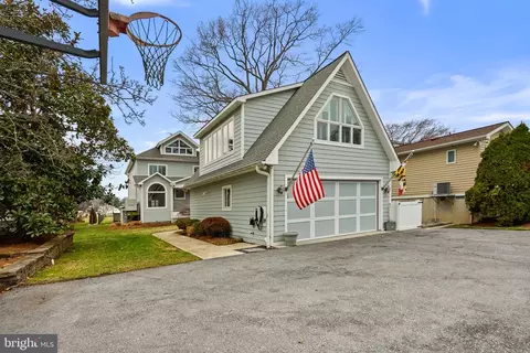 Other - 22 E Lake Dr, Annapolis, MD 21403 photo 1 of 22