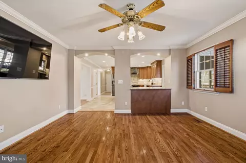 Living - 1296 Crossover Dr, Edgewater, MD 21037 photo 6 of 8