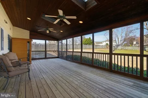 Exterior - 1296 Crossover Dr, Edgewater, MD 21037 photo 3 of 8