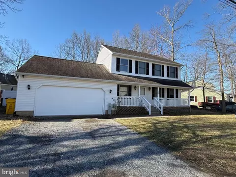 1205 Avalon Blvd, Shady Side, MD 20764
