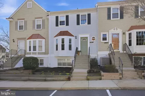 1503 Marlborough Ct, Crofton, MD 21114
