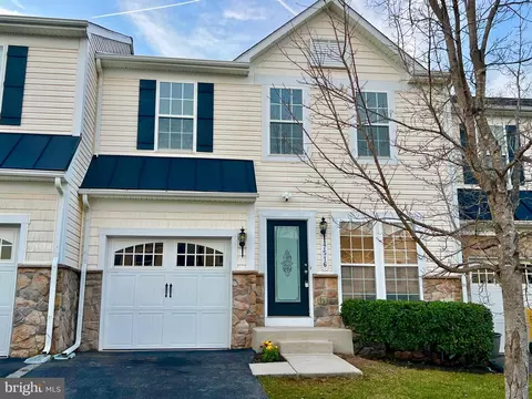 Exterior - 7516 Helston Ct, Hanover, MD 21076 photo 2 of 8