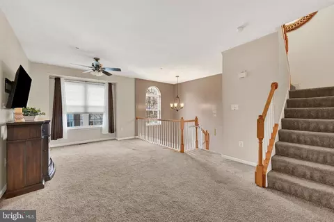3920 Apple Orchard Dr, Pasadena, MD 21122 photo 13