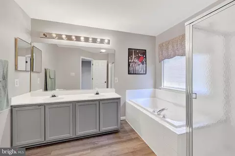 3920 Apple Orchard Dr, Pasadena, MD 21122 photo 25