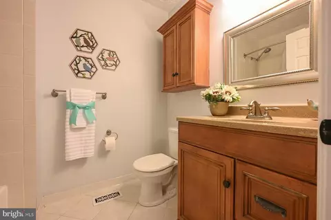 Bath - 8329 Sail Ct, Pasadena, MD 21122 photo 5 of 5