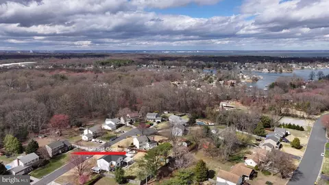 View/Area - 8329 Sail Ct, Pasadena, MD 21122 photo 4 of 6