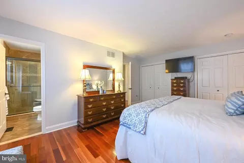 Bedroom - 8329 Sail Ct, Pasadena, MD 21122 photo 3 of 14