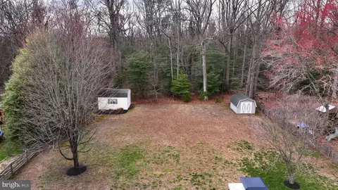 View/Area - 8329 Sail Ct, Pasadena, MD 21122 photo 1 of 6