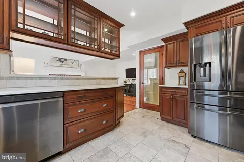 Kitchen - 8329 Sail Ct, Pasadena, MD 21122 photo 2 of 2