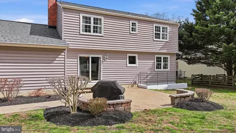 Exterior - 8329 Sail Ct, Pasadena, MD 21122 photo 5 of 8