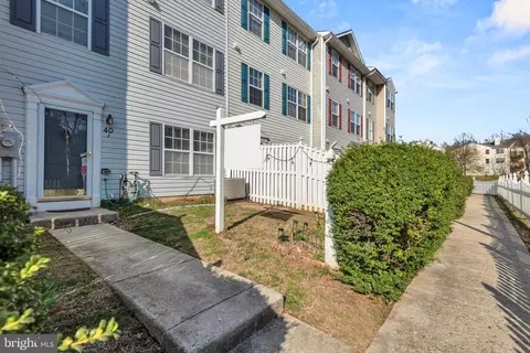 40 Ironstone Ct #J, Annapolis, MD 21403