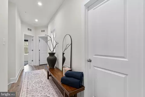 Entry Way - 2676 Sequoia Ln, Gambrills, MD 21054 photo 10 of 14