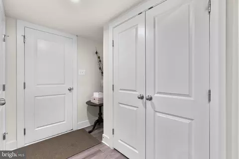 Entry Way - 2676 Sequoia Ln, Gambrills, MD 21054 photo 13 of 14