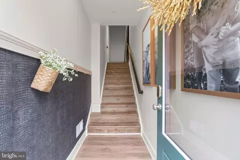 Entry Way - 2676 Sequoia Ln, Gambrills, MD 21054 photo 1 of 14