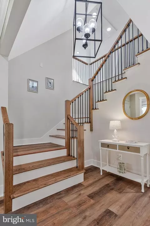 Entry Way - 1268 Hayes Rd, Shady Side, MD 20764 photo 2 of 7