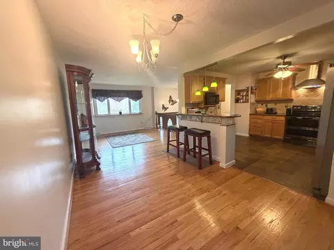 Other - 604 A St, Pasadena, MD 21122 photo 2 of 11