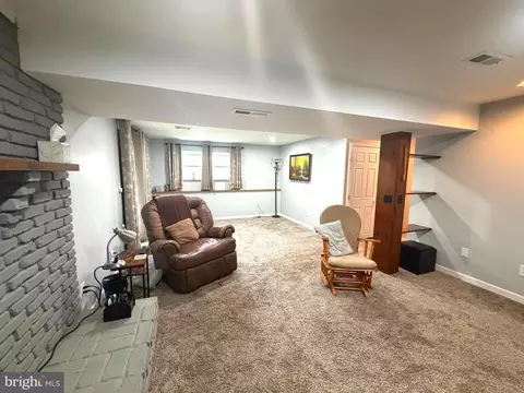 Living - 604 A St, Pasadena, MD 21122 photo 4 of 6