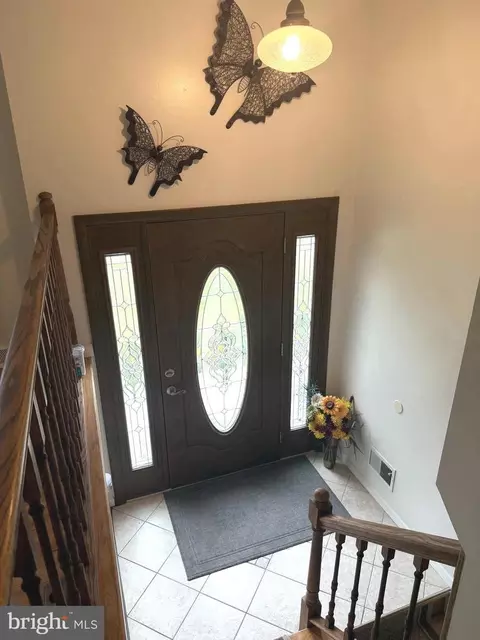 Entry Way - 604 A St, Pasadena, MD 21122 photo 1 of 1