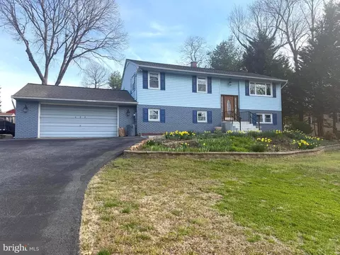 Exterior - 604 A St, Pasadena, MD 21122 photo 2 of 8