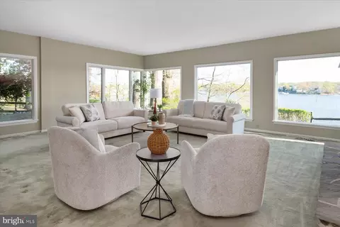 Living - 112 Park Ave, Edgewater, MD 21037 photo 3 of 3