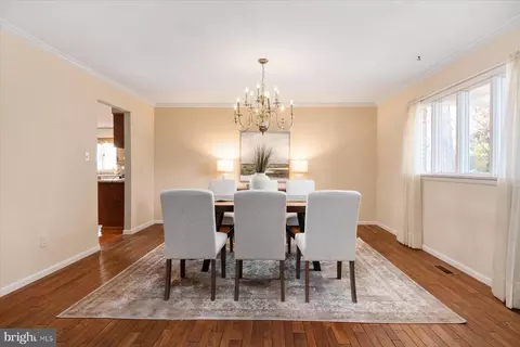 Dining - 112 Park Ave, Edgewater, MD 21037 photo 2 of 2
