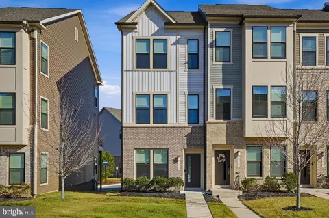 Exterior - 211 Narrowleaf Way, Laurel, MD 20724 photo 1 of 4