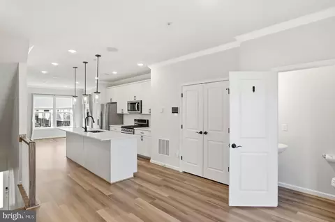 Entry Way - 211 Narrowleaf Way, Laurel, MD 20724 photo 4 of 8
