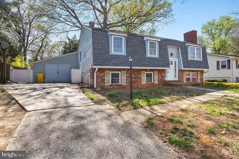1075 Sun Valley Dr, Annapolis, MD 21409
