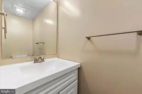 739 Willowby Run, Pasadena, MD 21122 photo 7