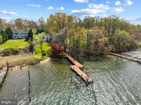 View/Area - 7758 Lyman Ave, Pasadena, MD 21122 photo 2 of 3