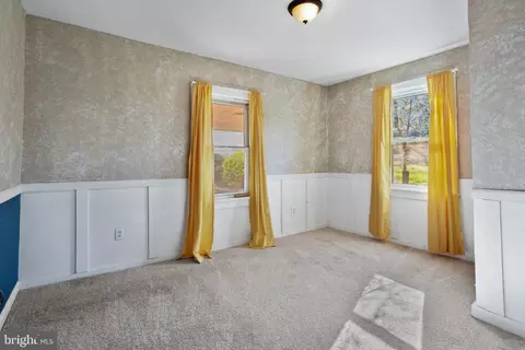 Bedroom - 7758 Lyman Ave, Pasadena, MD 21122 photo 2 of 2