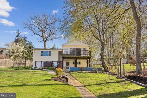 Exterior - 7758 Lyman Ave, Pasadena, MD 21122 photo 2 of 8