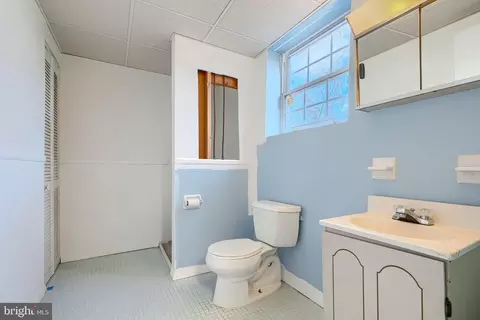 Bath - 756 223rd St, Pasadena, MD 21122 photo 2 of 2