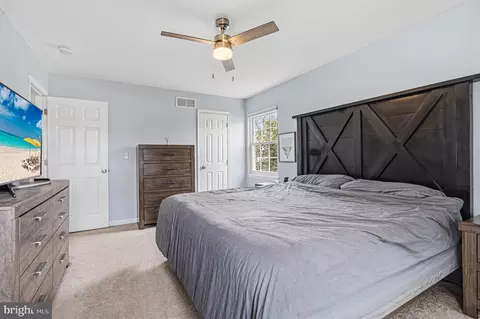 Bedroom - 243 9th St, Pasadena, MD 21122 photo 2 of 4