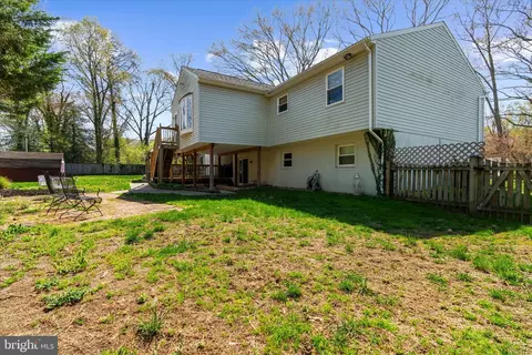 Exterior - 610 Sutton Dr, Pasadena, MD 21122 photo 10 of 12