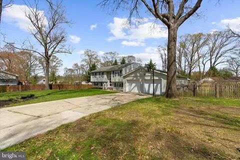Exterior - 610 Sutton Dr, Pasadena, MD 21122 photo 3 of 12